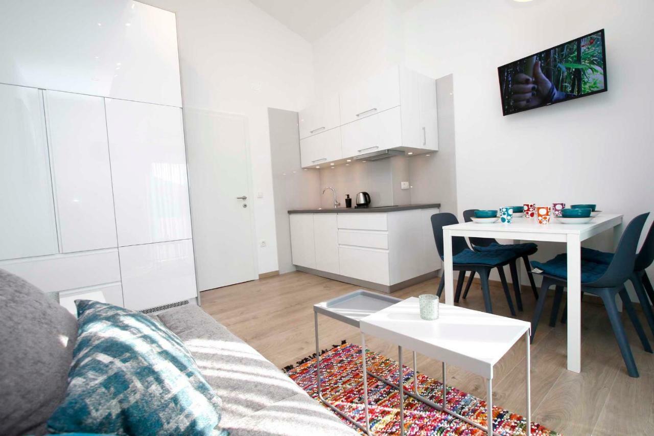 Apartments Besker Makarská Exteriér fotografie
